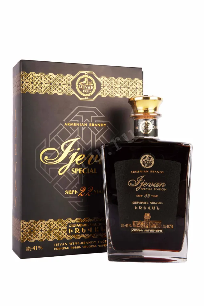 Коньяк Иджеван 22 года в подарочной упаковке  0.75 л