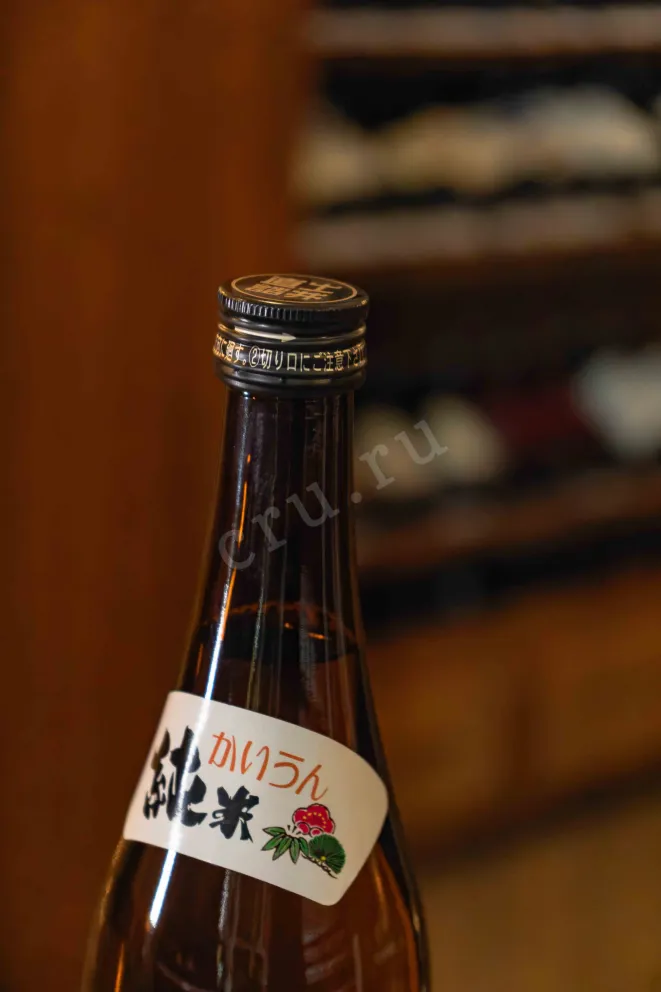 Пробка Kaiun Tokubetsu Junmai with gift box 0.72 л