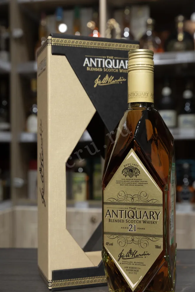 В магазине Крю Профи Antiquary 21 years in gift box 0.7 л