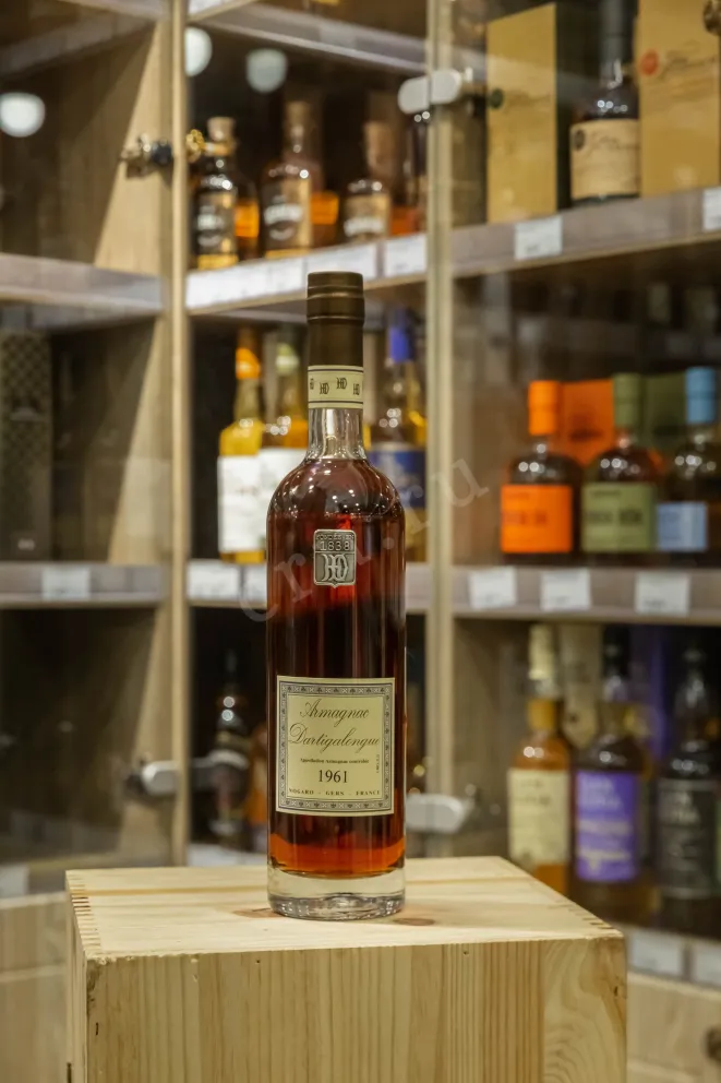 В магазине Крю Профи Vintage Bas Armagnac Dartigalongue wooden box 1961 0.5 л