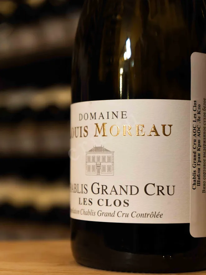 В магазине Крю Профи Domaine Louis Moreau Chablis Grand Cru Les Clos AOC 2020 0.75 л