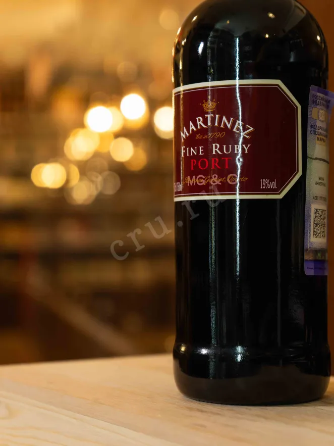 В магазине Крю Профи Martinez Ruby 2019 0.75 л