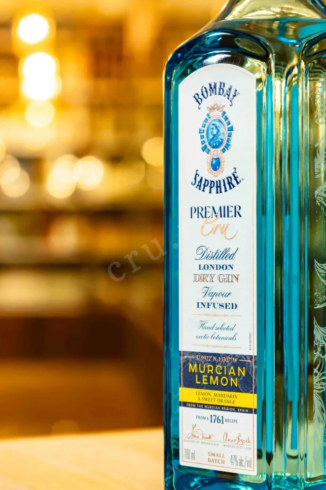 В магазине Крю Профи Bombay Sapphire Premier Cru Murcian Lemon 0.7 л