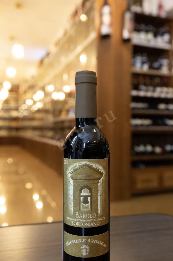 В магазине Крю Профи Michele Chiarlo Barolo Torontiano 2018 0.375 л