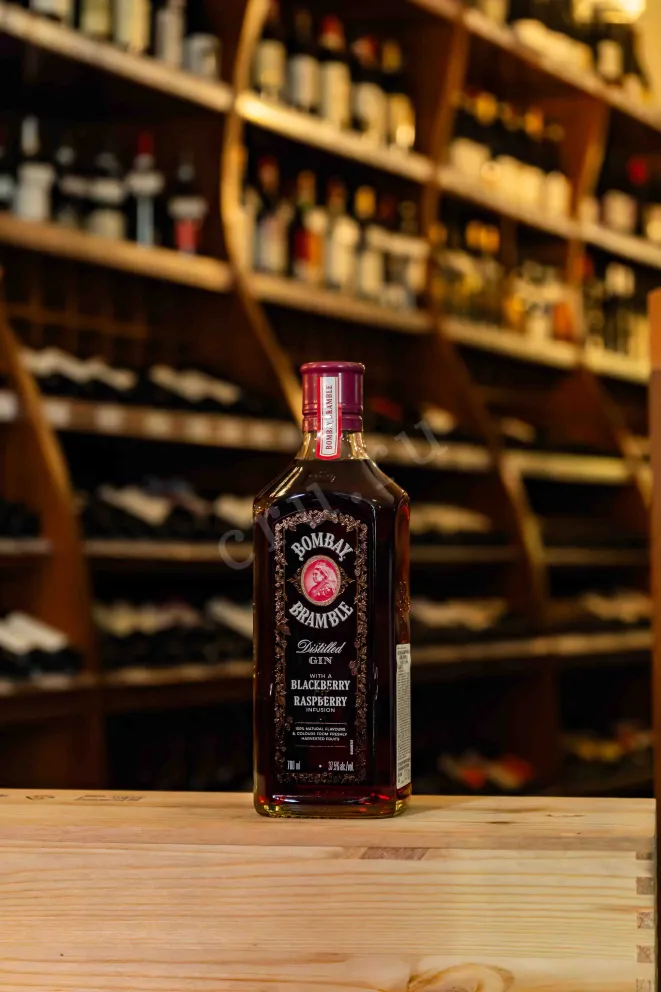 В магазине Крю Профи Bombay Bramble  0.7 л