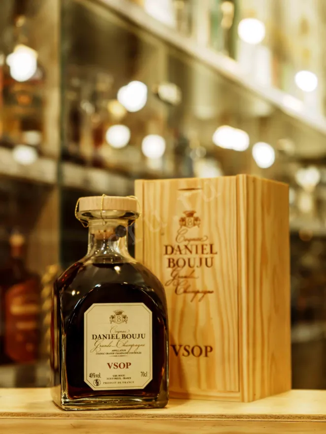 В магазине Крю Профи Daniel Bouju VSOP Carafe 0.7 л