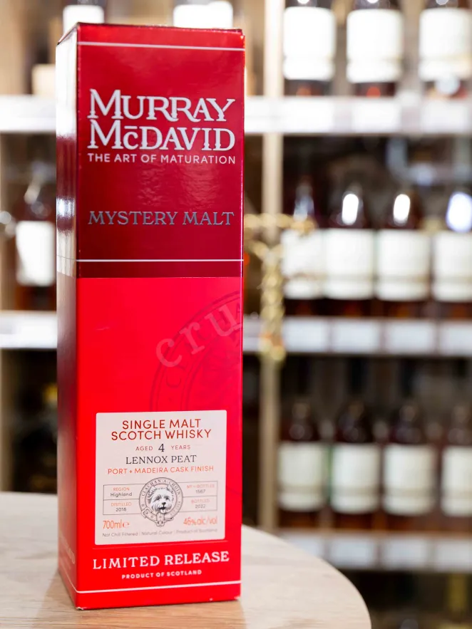 В магазине Крю Профи Murray McDavid Mystery Malt Lennox Peat 4 Years Old gift box 0.7 л