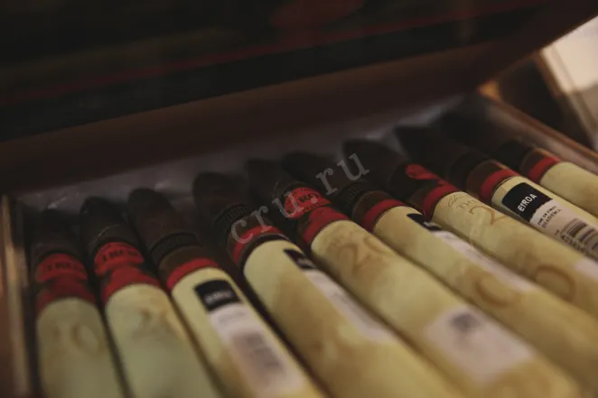 В магазине Крю Профи Eiroa 20 Years Diadema