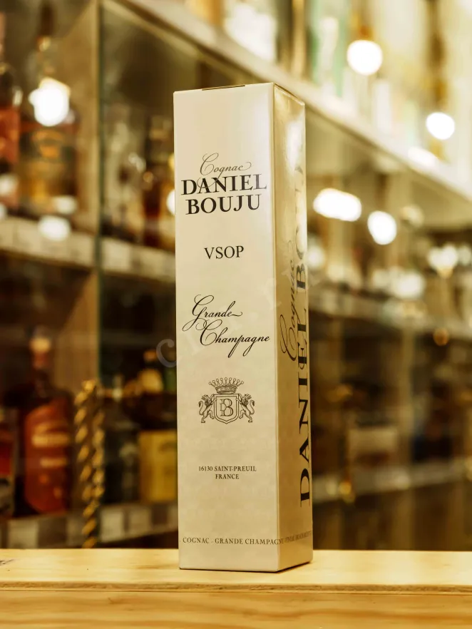 В магазине Крю Профи Daniel Bouju VSOP Premier Cru De Cognac in gift box 0.5 л