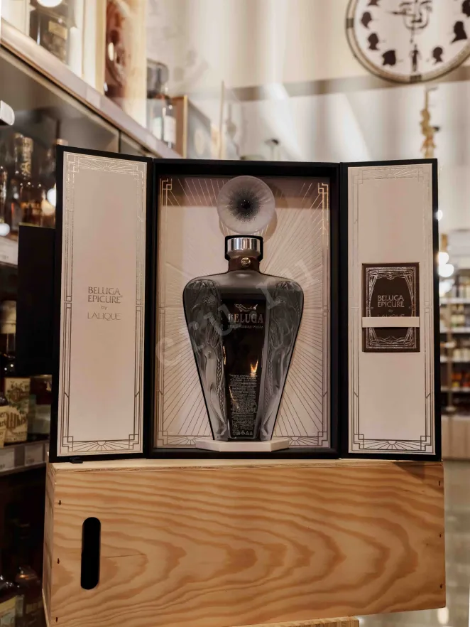 Контрэтикетка водки Beluga Epicur with gift box