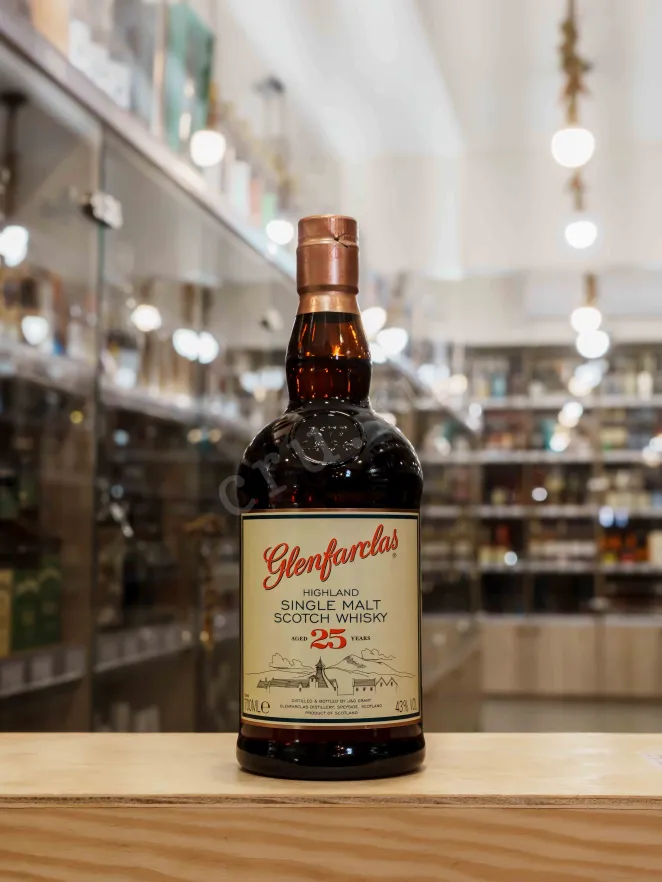 В магазине Крю Профи Glenfarclas 25 years in gift box 0.7 л