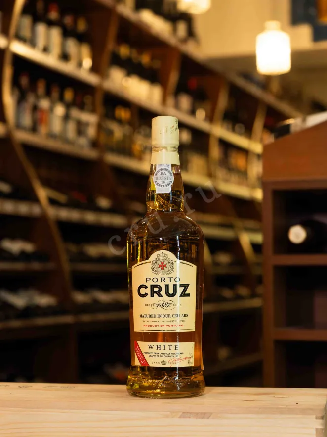В магазине Крю Профи Cruz White 2019 0.75 л