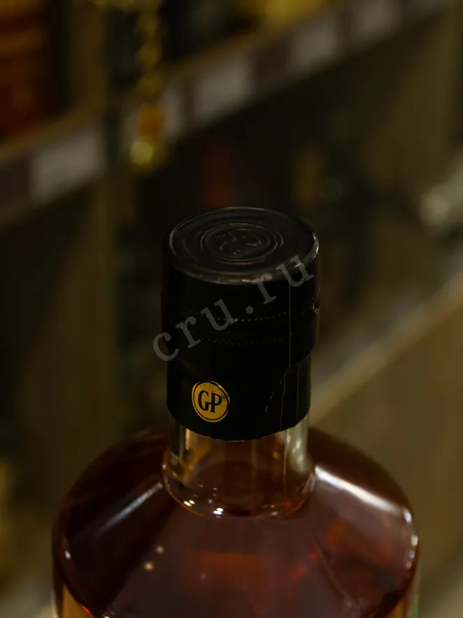 Пробка Guillon Painturaud XO Vielle Reserve 1er Cru de Cognac in gift box 0.7 л
