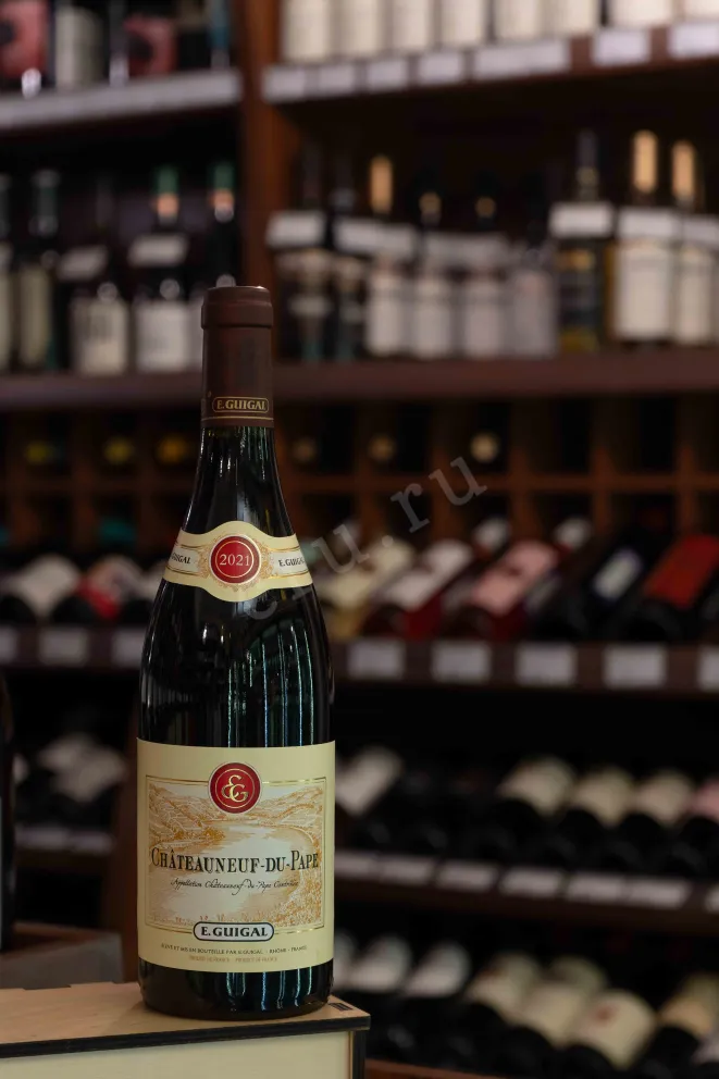 В магазине Крю Профи E. Guigal Chateauneuf-du-Pape  2021 0.75 л