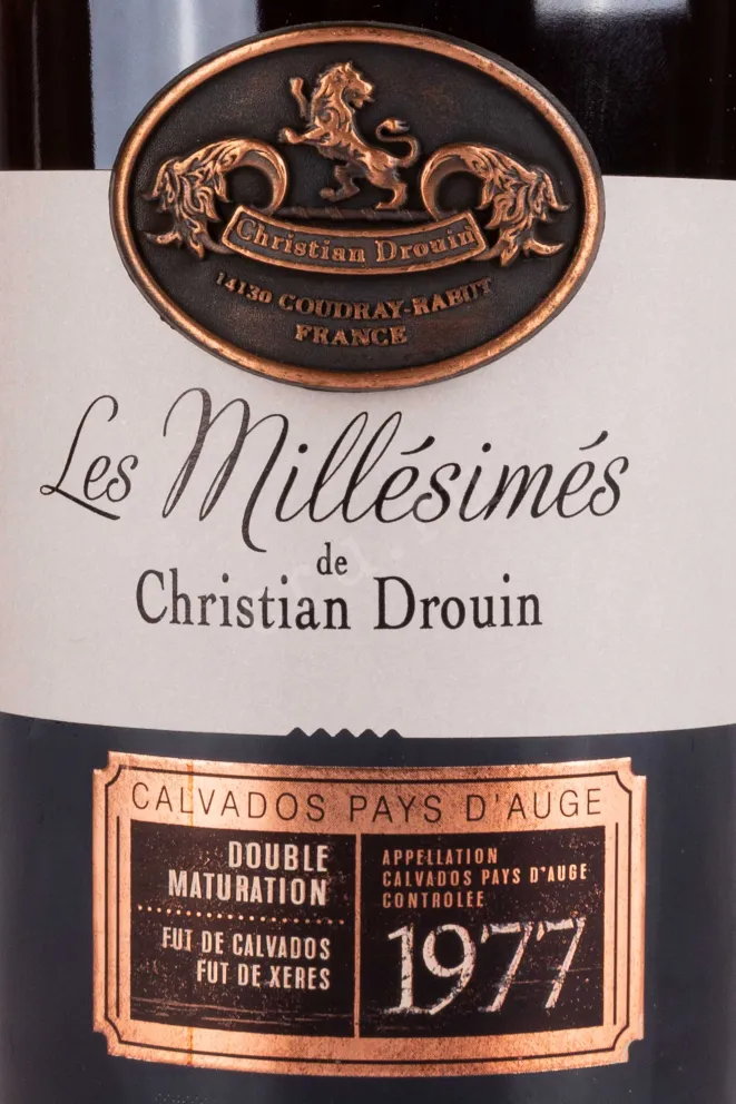 Этикетка Christian Drouin Calvados Pays dAuge wooden box 1977 0.7 л