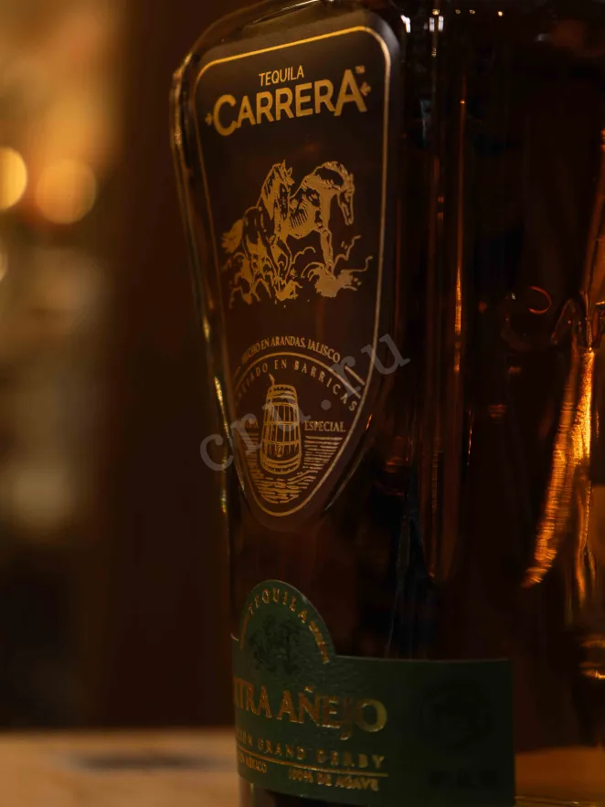 В магазине Крю Профи Carrera Extra Anejo in gift box 0.75 л