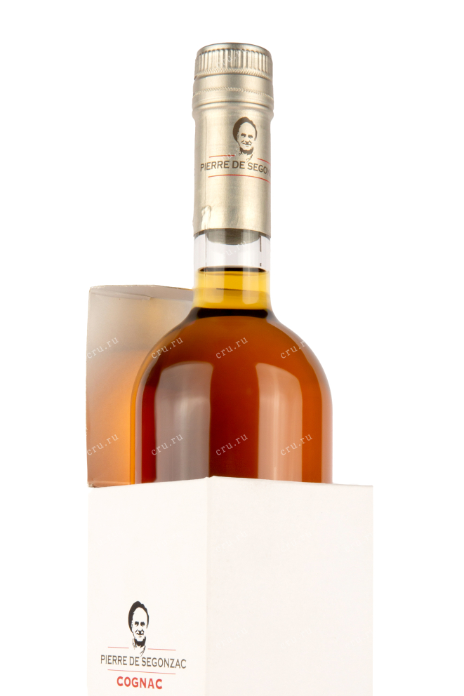 Коньяк Пьер де Сегонзак Гранд Шампань ВСОП 0,7 в подарочной коробке