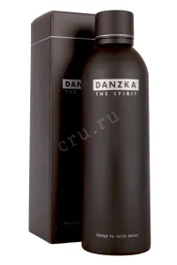 Водка Данска Зе Спирит в подарочной упаковке   1 л