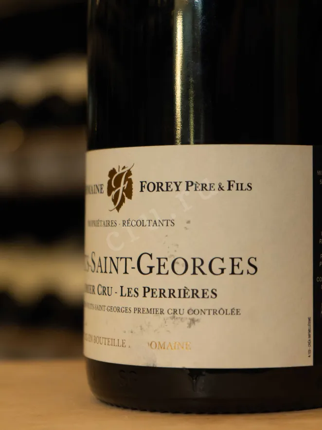В магазине Крю Профи Nuits-Saint-Georges 1-er Cru Domaine Forey Pere et Fils  Les Perrieres 2015 0.75 л