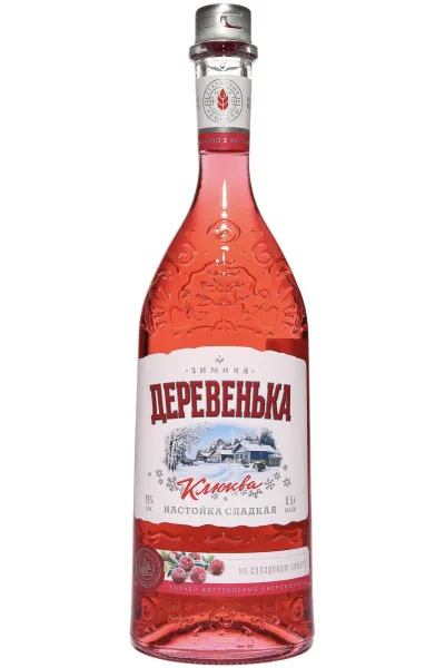 Настойка Зимняя Деревенька Сладкая Клюква  0.5 л