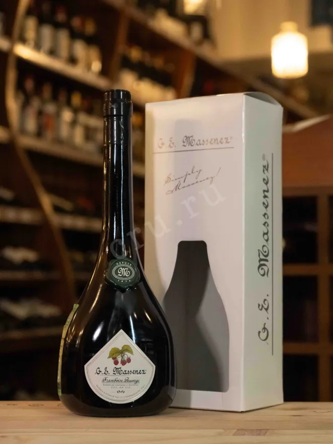 В магазине Крю Профи Massenez Eau de vie Framboise Sauvage gift box 0.7 л