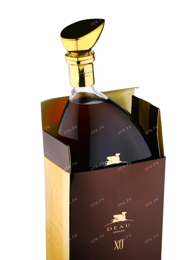 Коньяк Deau XO in gift box  0.7 л
