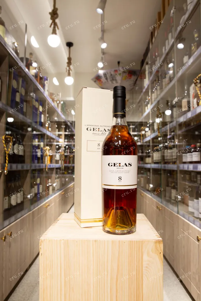 В магазине Крю Профи Gelas Bas Armagnac 8 years gift box 0.7 л