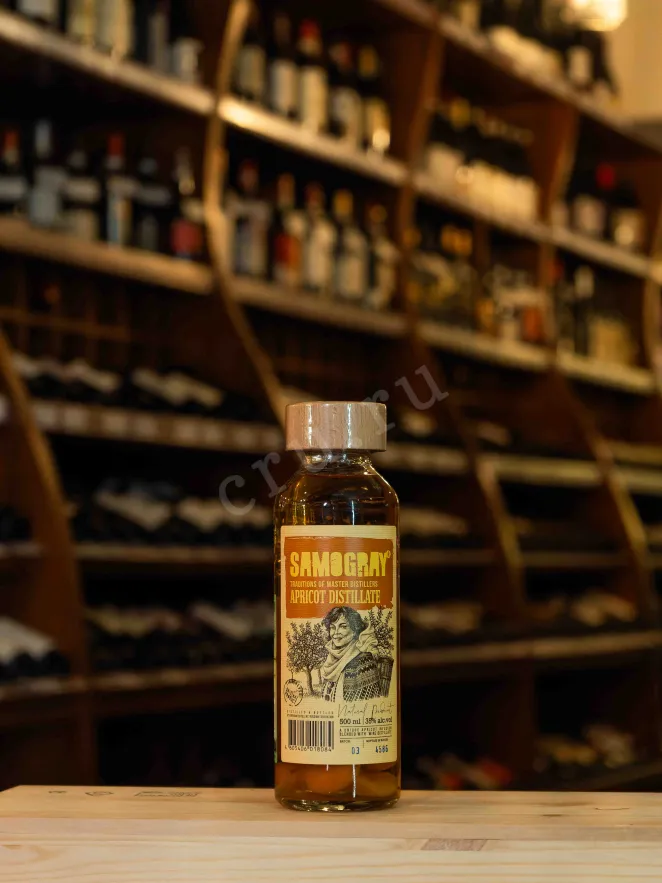В магазине Крю Профи Samogray Aprictot Semi Sweet 0.7 л