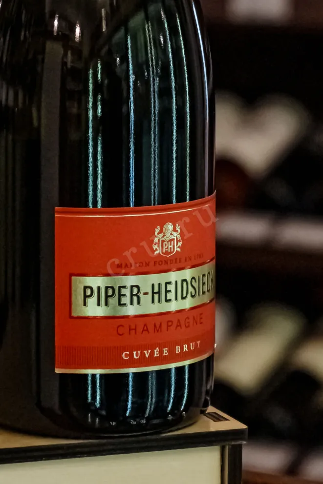 В магазине Крю Профи Piper-Heidsieck Brut in tube 2021 0.75 л