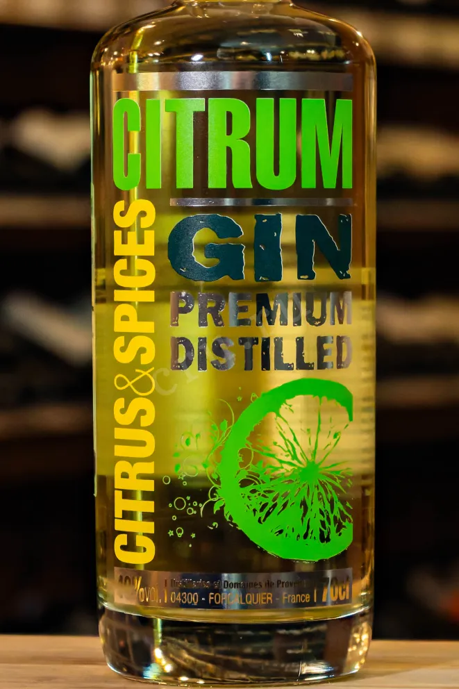 В магазине Крю Профи Gin Citrum 0.7 л