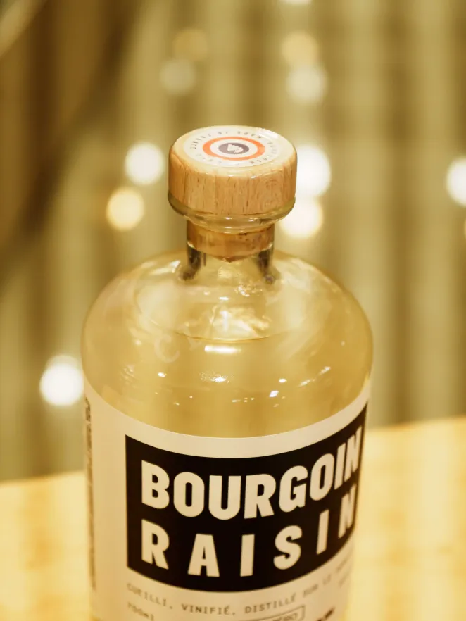 Пробка Bourgoin Raisin Eau de Vie de Vin de Raisin Ugni Blanc 0.7 л