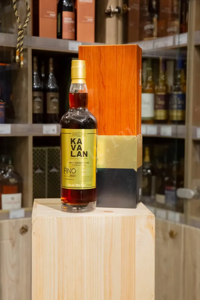 В магазине Крю Профи Kavalan Solist Fino Sherry Cask gift box 0.7 л