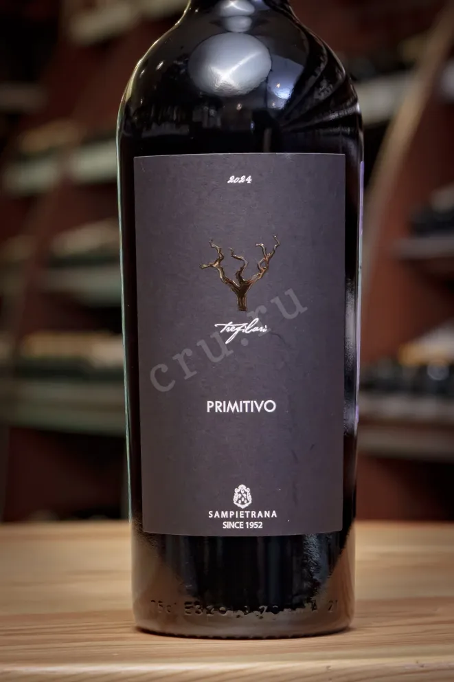 В магазине Крю Профи Sampietrana Tre Filari Primitivo 0.75 л
