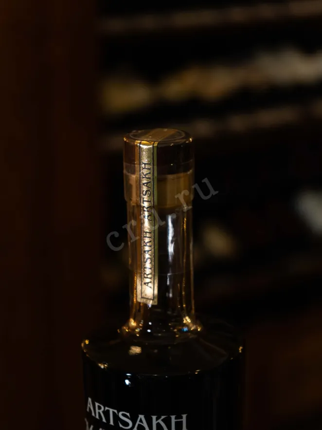Пробка Artsakh Mulberry Brandy in tube 0.7 л