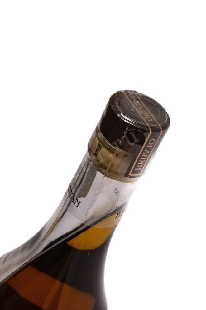 Пробка Ohanyan 5 Years in gift box 0.5 л