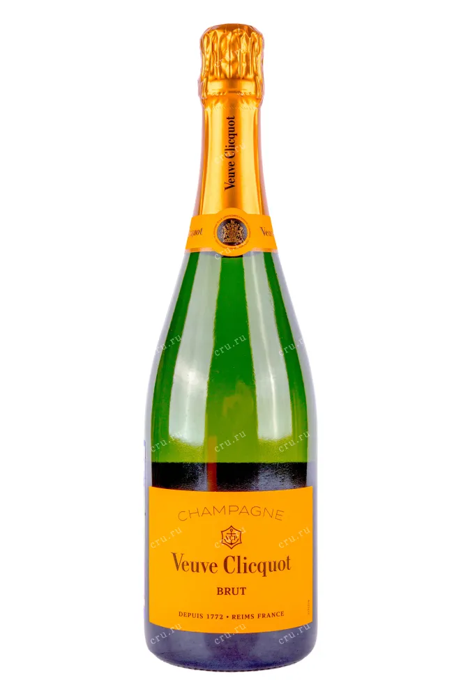 Бутылка Veuve Clicquot Ponsardin Brut with gift box 2019г  0.75 л