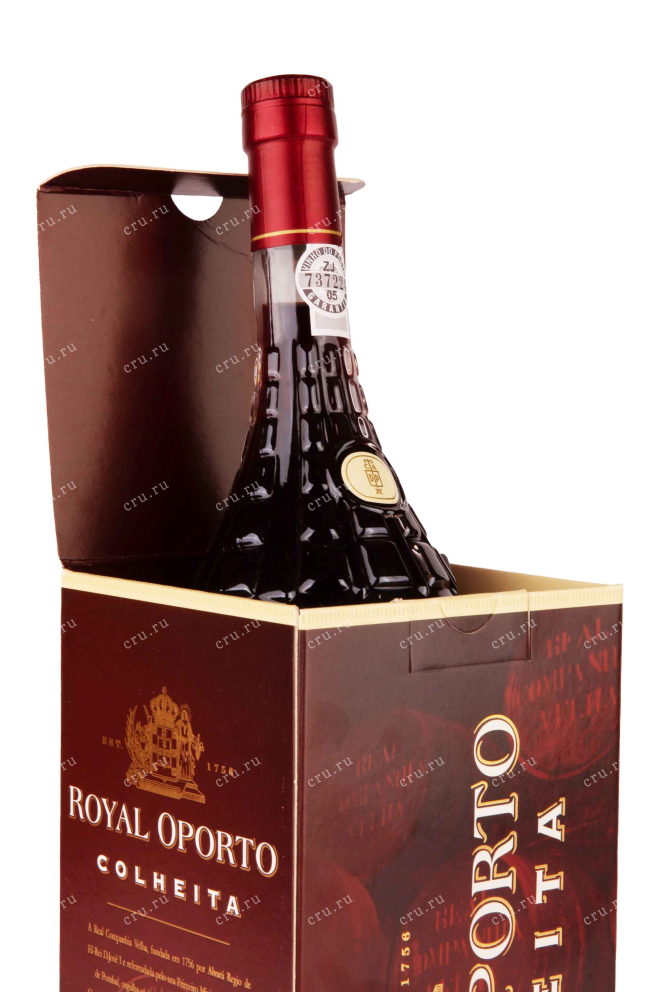 В подарочной коробке Royal Oporto Coheita with gift box 2004 0.75 л