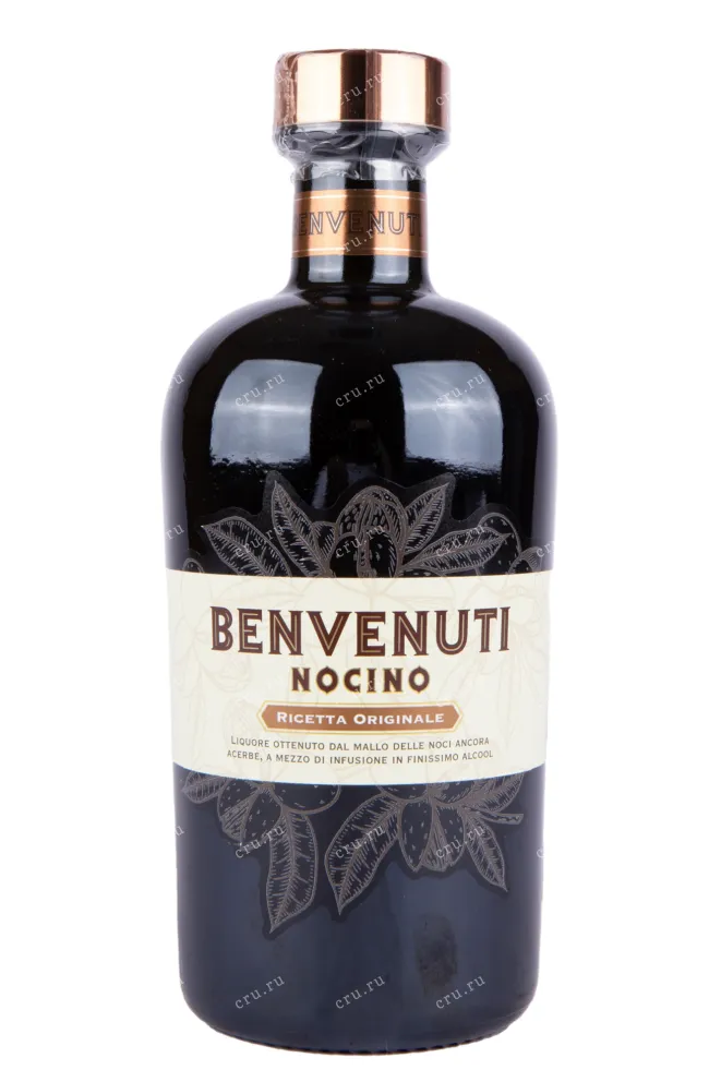 Ликер Benvenuti Nocino  0.7 л