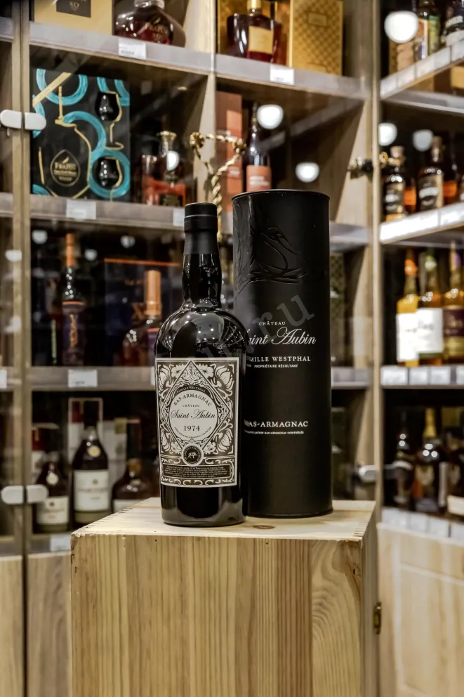 В магазине Крю Профи Saint Aubin Bas-Armagnac in tube 1974 0.7 л