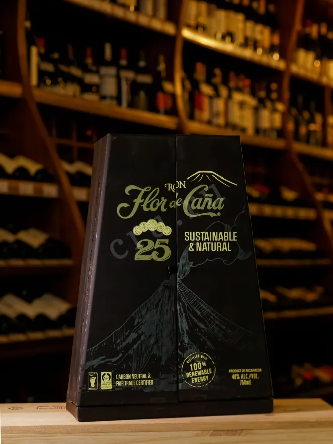В магазине Крю Профи Flor de Cana 25 years gift box 0.75 л