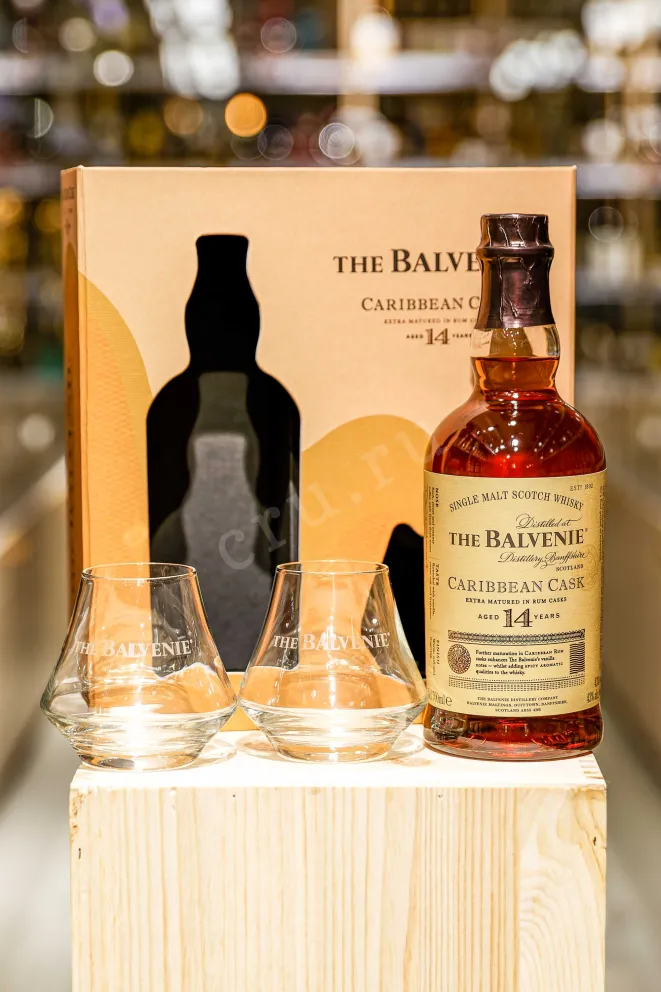 Виски Balvenie Caribbean Cask 14 years old in giftset with 2 glasses  0.75 л