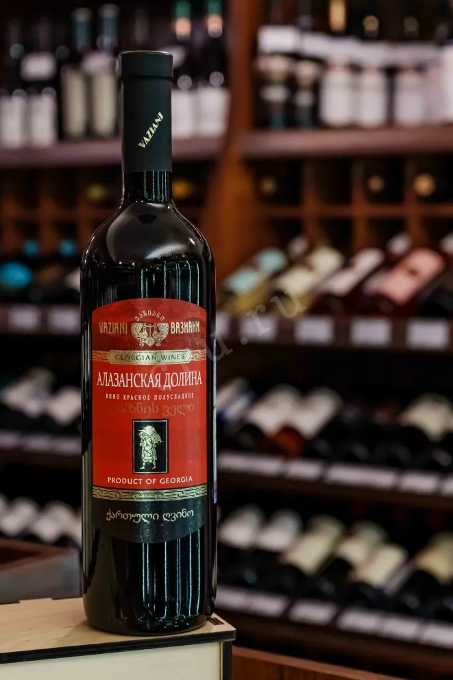 В магазине Крю Профи Vaziani Alazani Valley Red 2018 0.75 л