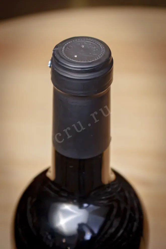 Пробка Sampietrana Tre Filari Primitivo 0.75 л