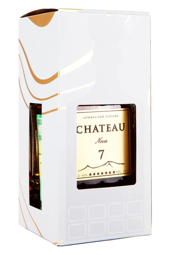 Подарочная коробка Chateau Nova 7 years 0.5 л