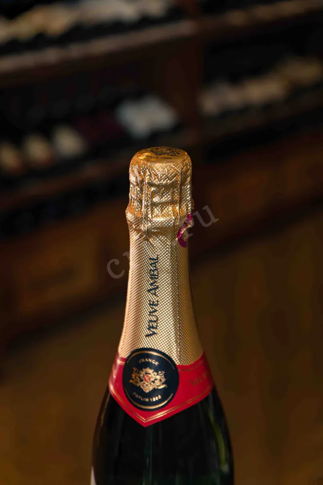 Пробка Veuve Ambal Cremant de Bourgogne Grande Cuvee Blanc Brut 2021 0.75 л
