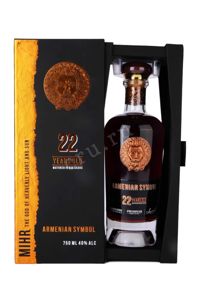 В подарочной коробке Armenian Symbol 22 years gift box 0.75 л