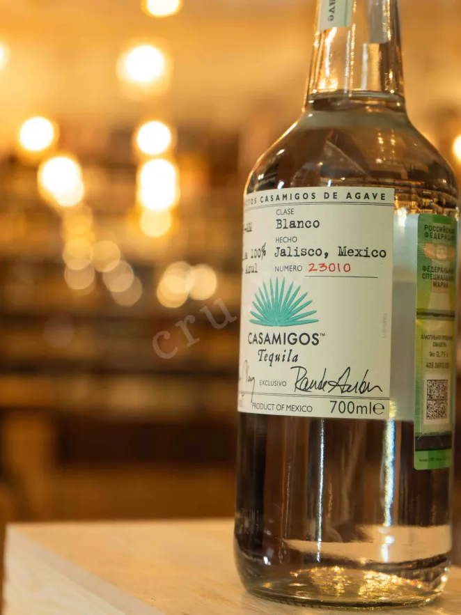 В магазине Крю Профи Casamigos Blanco 0.7 л