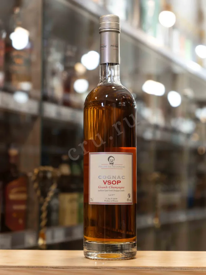 В магазине Крю Профи Pierre de Segonzac VSOP in gift box 0.7 л