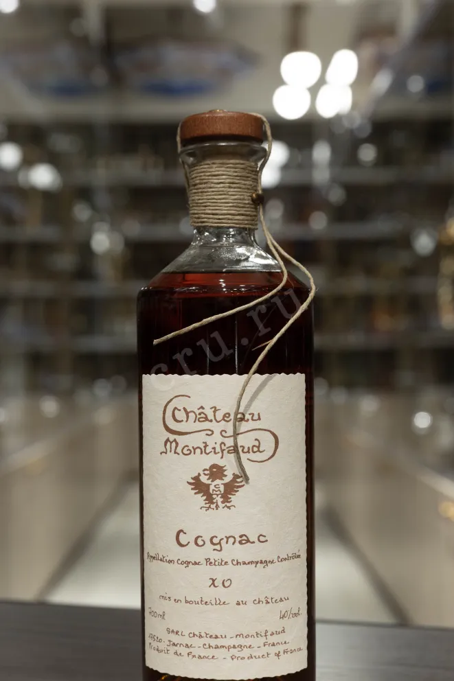 В магазине Крю Профи Chateau de Montifaud XO Millenium 0.7 л