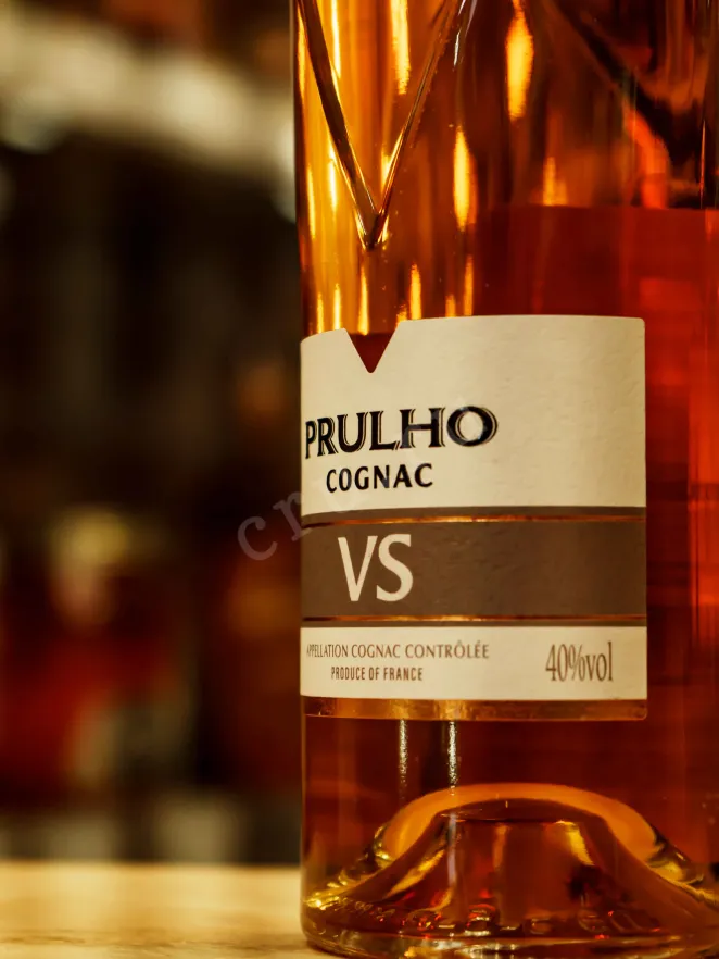 В магазине Крю Профи Prulho VS 0.7 л